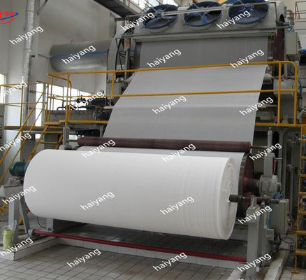 la machine de papier impression de serviette de 1800mm a réutilisé la machine de papier de papier de soie de soie de machine de réducteur en pulpe