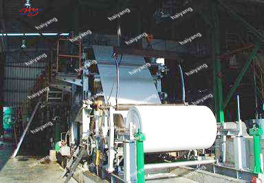 Chaîne de production pour le papier hygiénique Rolls 2800MM, papier hygiénique 15Tons/8H faisant la machine